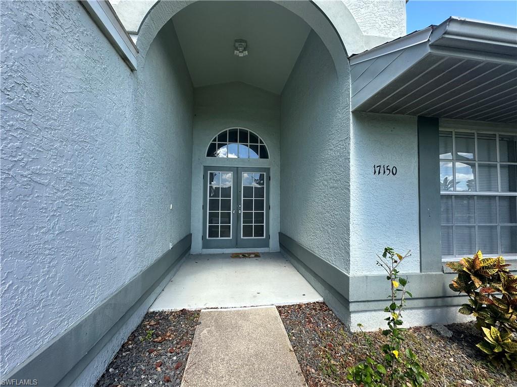 SAN CARLOS PARK - Residential Lease
