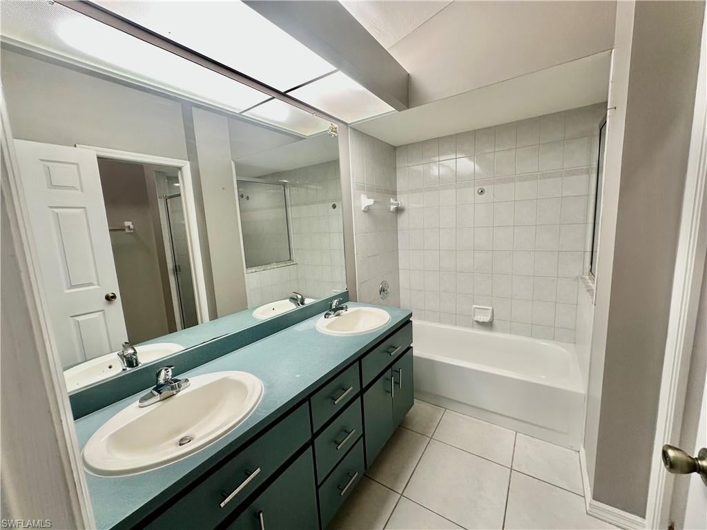 SAN CARLOS PARK - Residential Lease