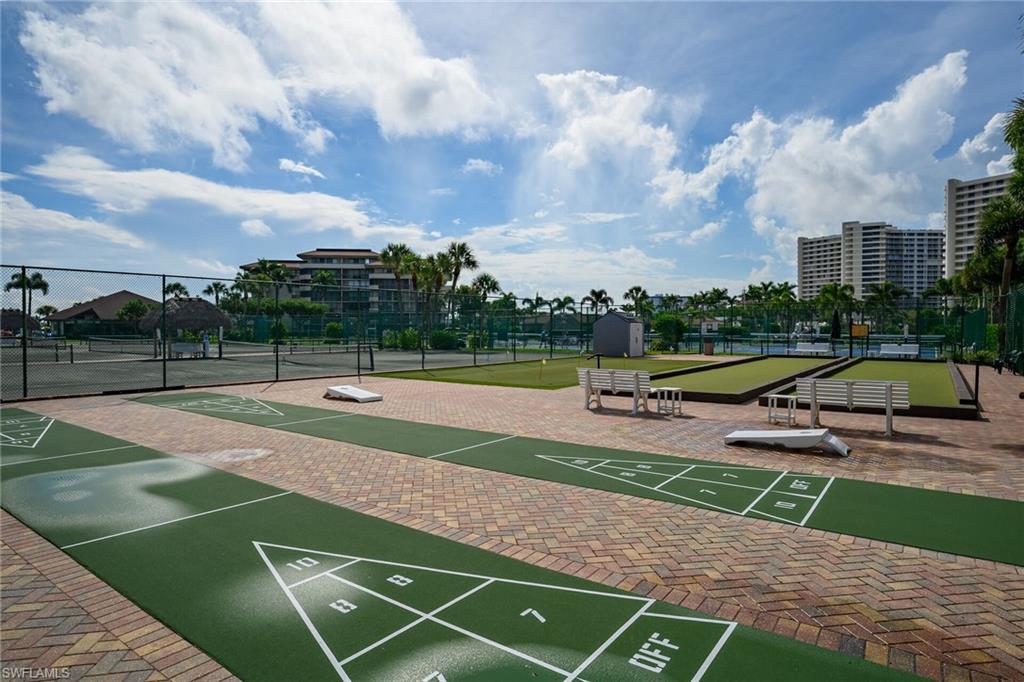 SOUTH SEAS - Residential