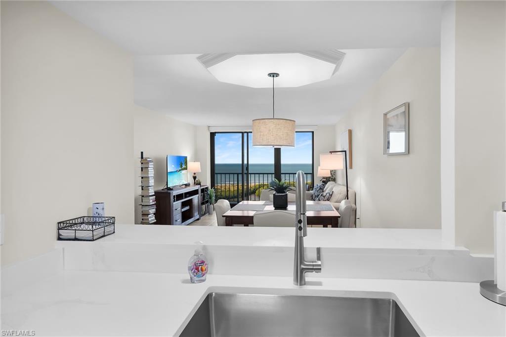 SOUTH SEAS - Residential