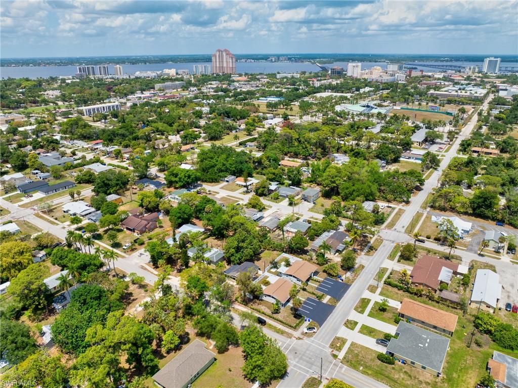 LOVEJOY PARK - Residential Income