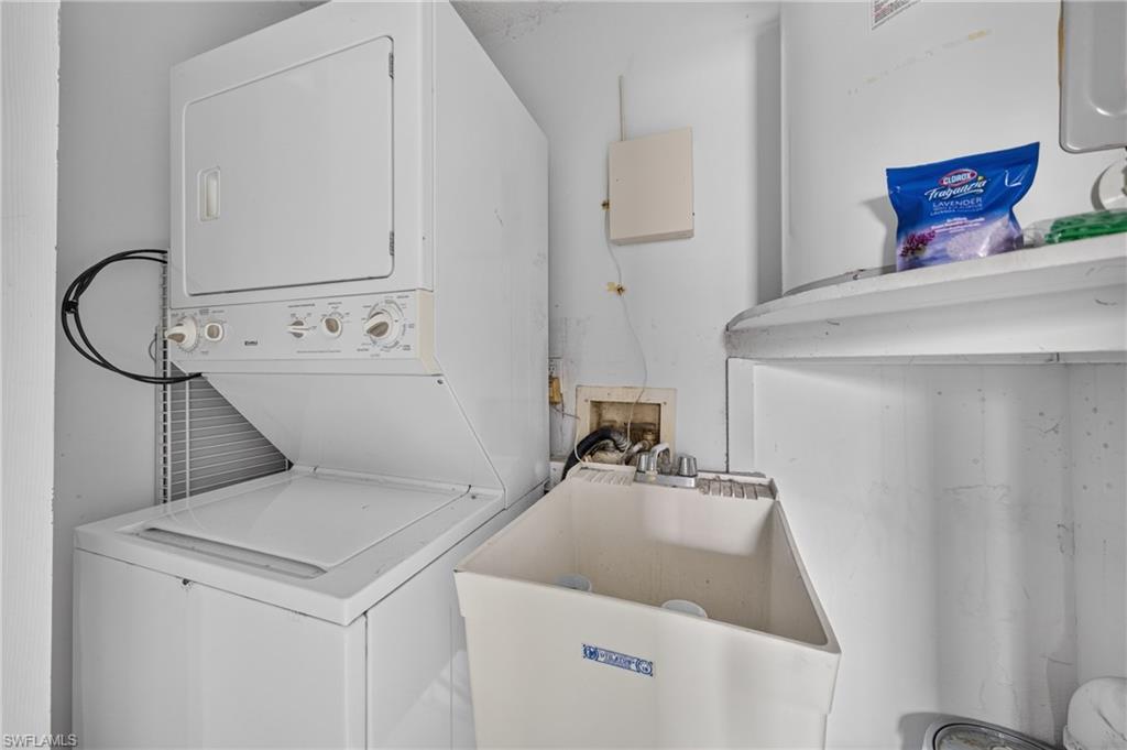 CAPE CORAL - Residential Income