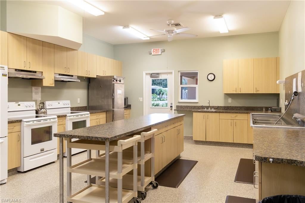 OAK PARK VILLAGE CO-OP INC - Residential
