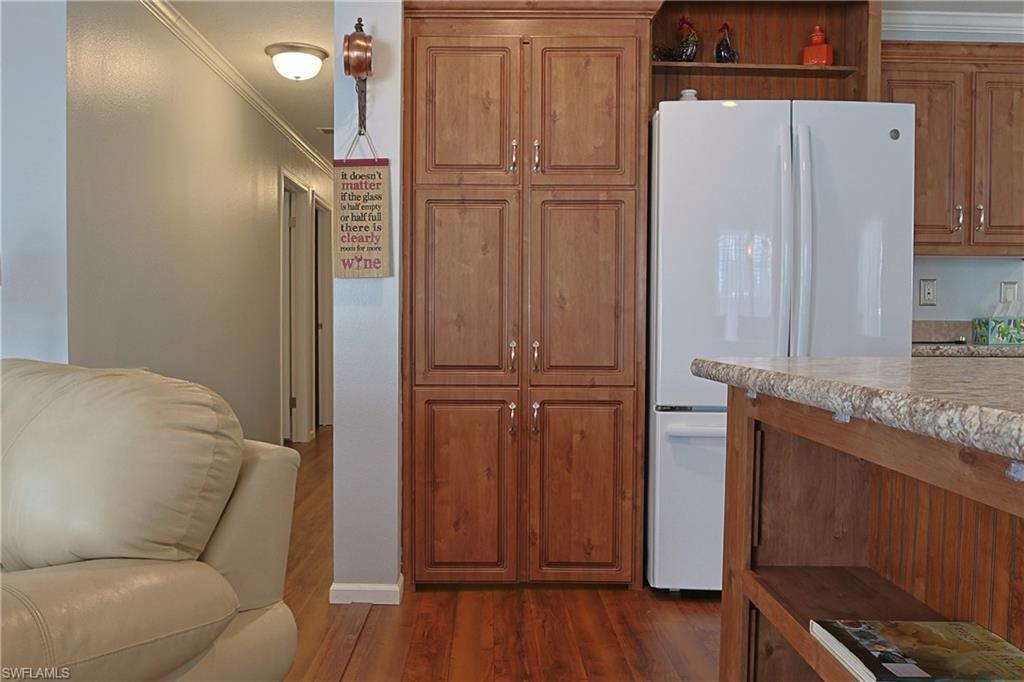 OAK PARK VILLAGE CO-OP INC - Residential