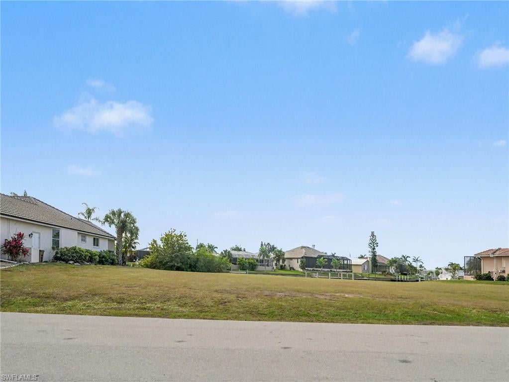 PUNTA GORDA ISLES - Land