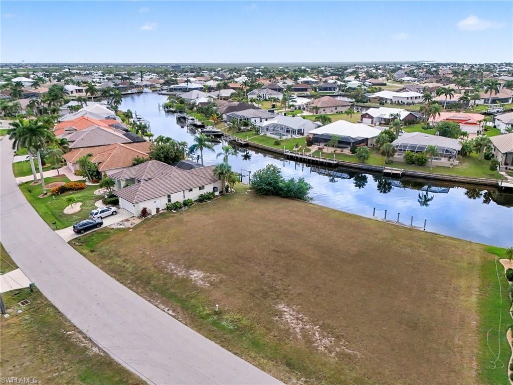 PUNTA GORDA ISLES - Land