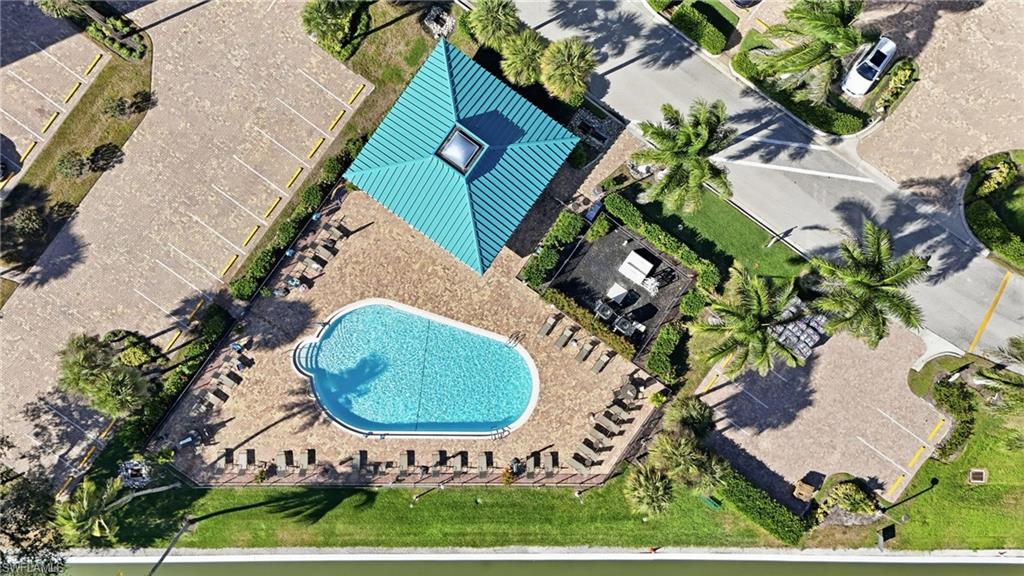 GULF BREEZE AT VANDERBILT - Residential