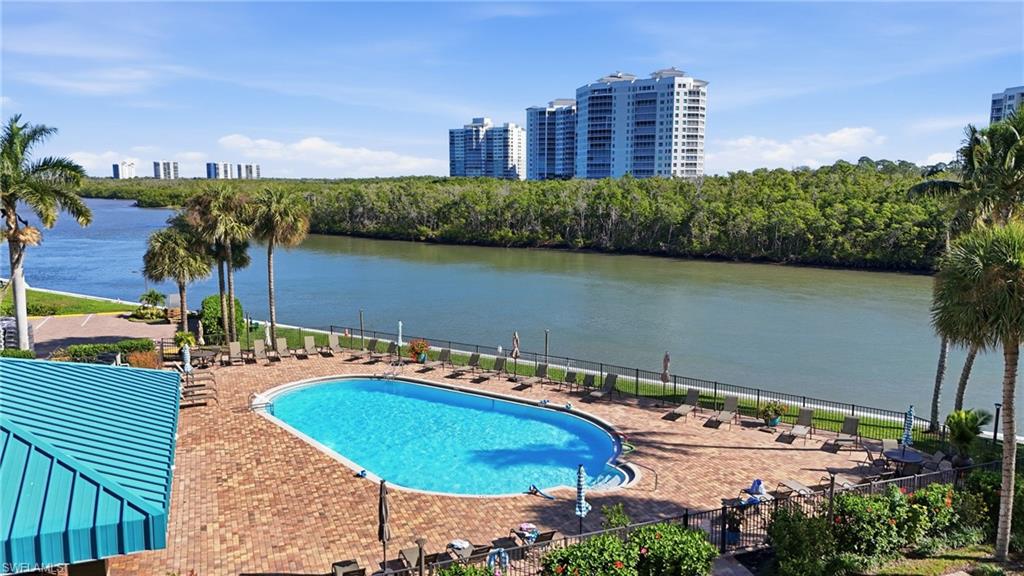 GULF BREEZE AT VANDERBILT - Residential