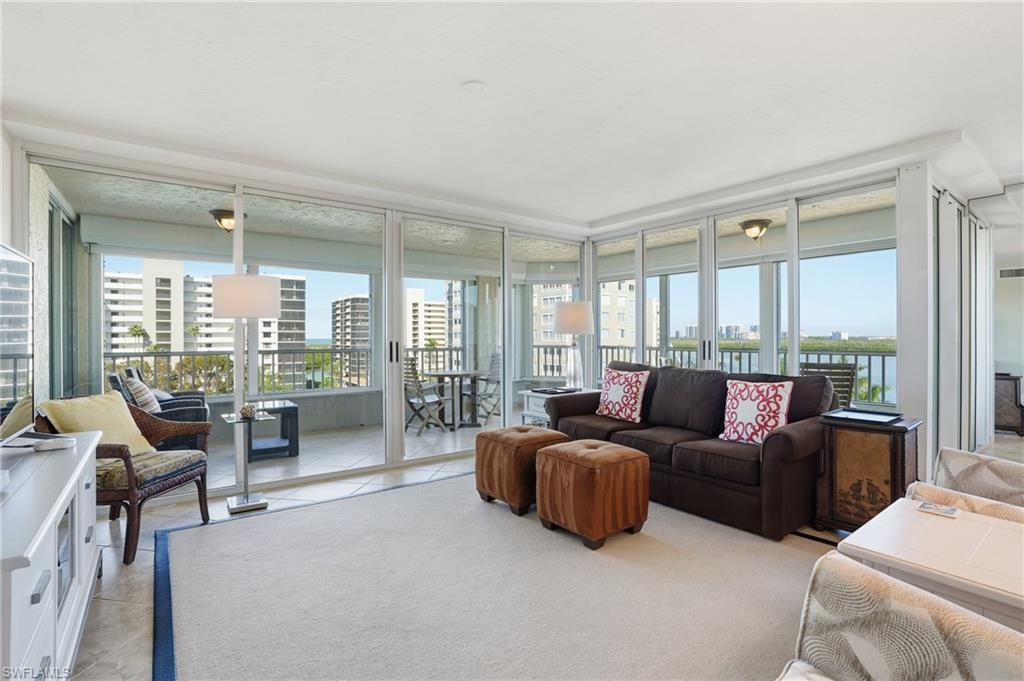 GULF BREEZE AT VANDERBILT - Residential