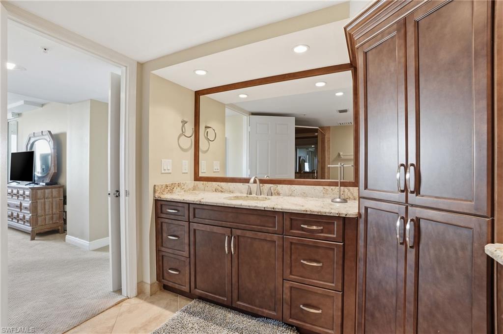 GULF BREEZE AT VANDERBILT - Residential