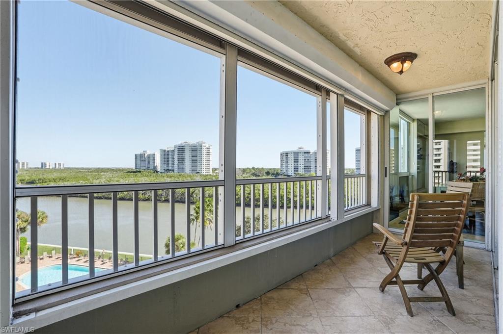 GULF BREEZE AT VANDERBILT - Residential