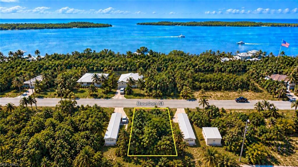 BEST PRICE ON THE MARKET! Desirable 6,000 SF in Englewood, offering an
excellent opportunity for investors or those looking to build. Conveniently located near
Placida Road and just minutes from the Intracoastal Waterway, Gulf beaches, Boca
Grande, marinas, dining, entertainment and golf. Nearby Ainger Creek public boat ramp
provides easy access to Lemon Bay, Stump Pass and the Gulf. Great location in a
sought-after coastal area at an exceptional price! CONTACT US TODAY!!