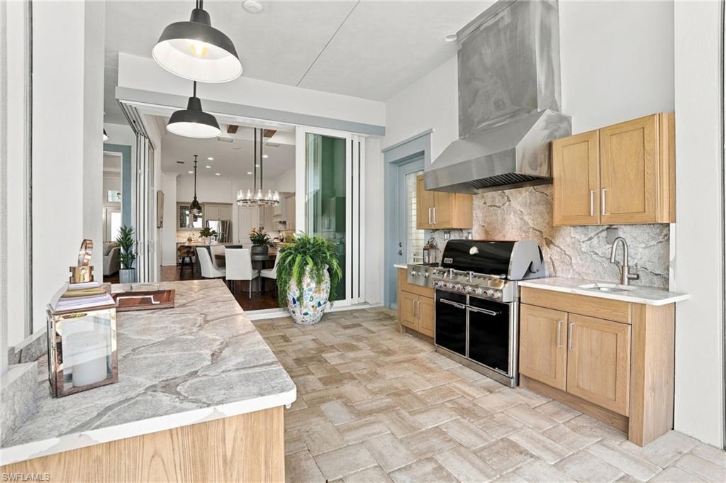 ISLES OF COLLIER PRESERVE - Residential