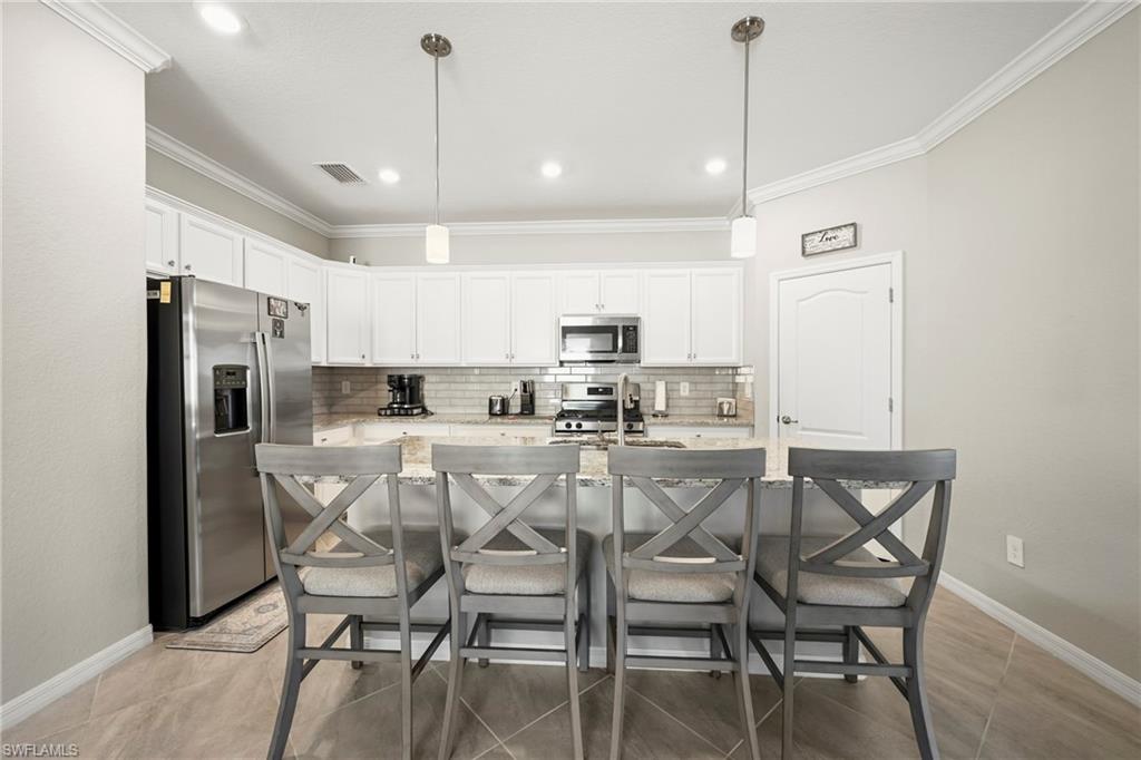 TRAILS EDGE - Residential Lease
