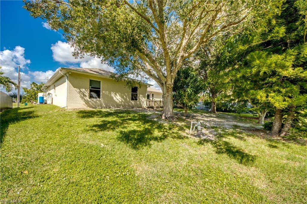 CAPE CORAL - Residential