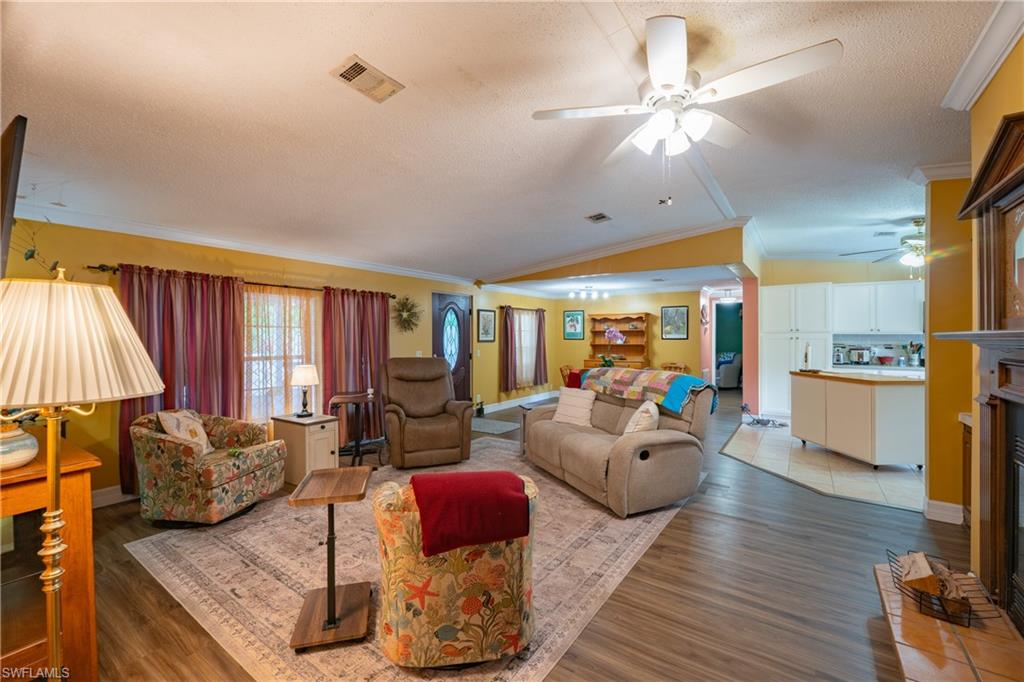 PIONEER PLANTATION - Residential