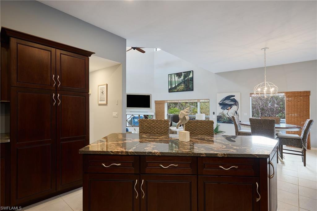 SANIBEL SHORES - Residential