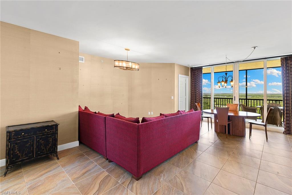 SERANO - Residential