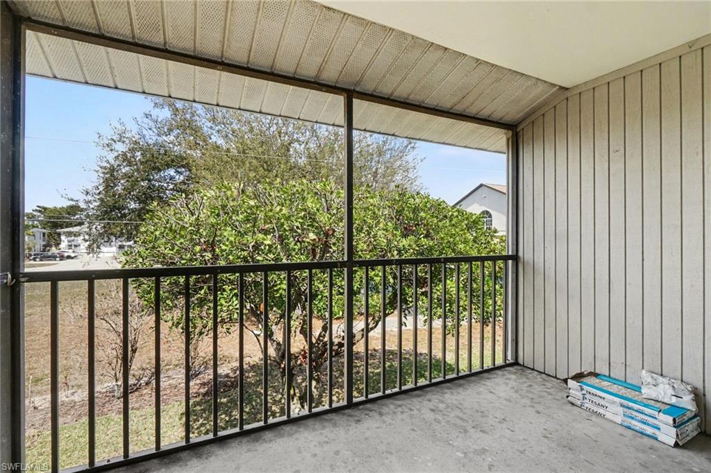 CAVENDISH SQUARE CONDO - Residential