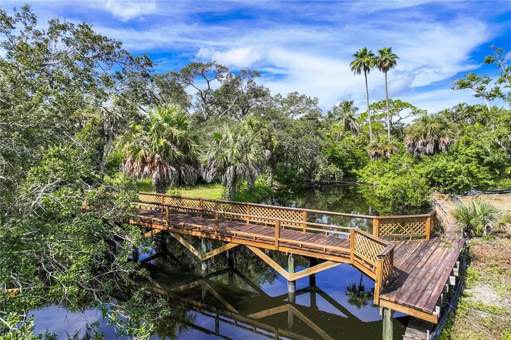 COCOHATCHEE ESTATES - Land