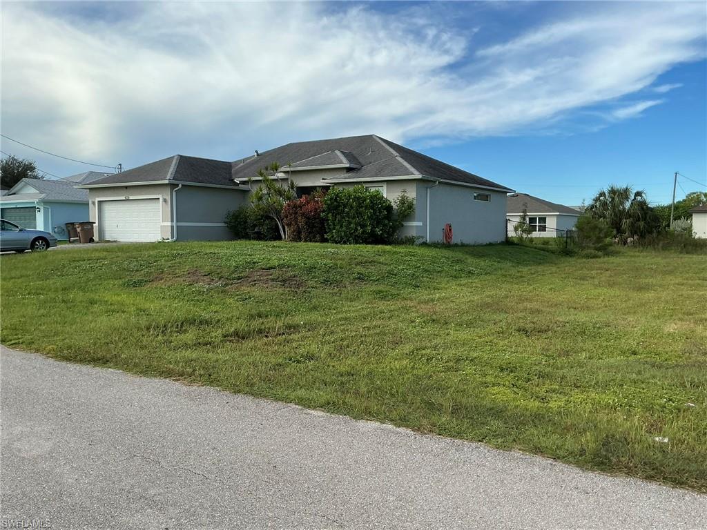 CAPE CORAL - Land