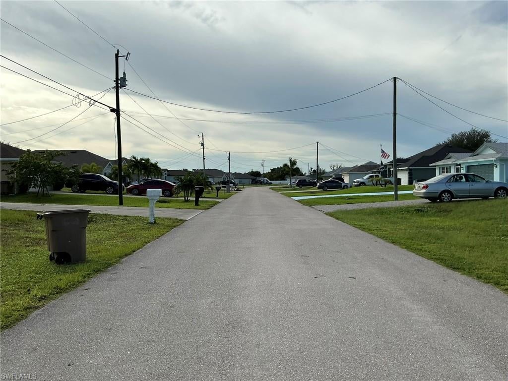 CAPE CORAL - Land
