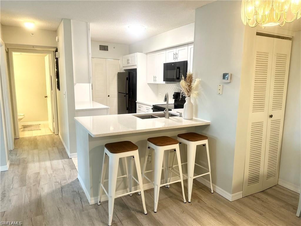 SAN MIRAGE - Residential Lease