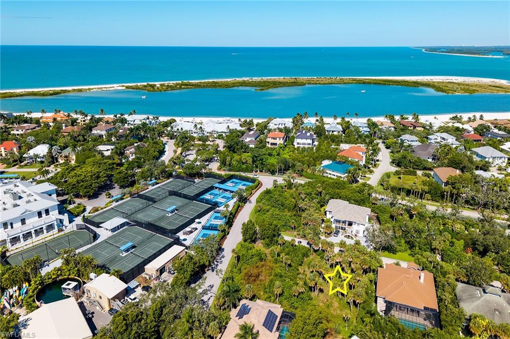 HIDEAWAY BEACH - Land