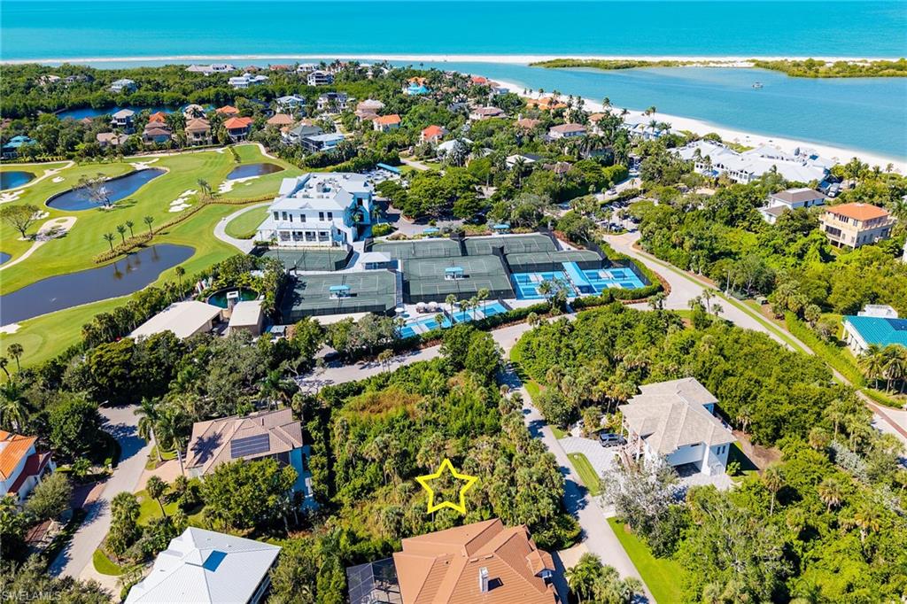 HIDEAWAY BEACH - Land
