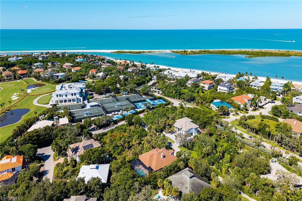 HIDEAWAY BEACH - Land