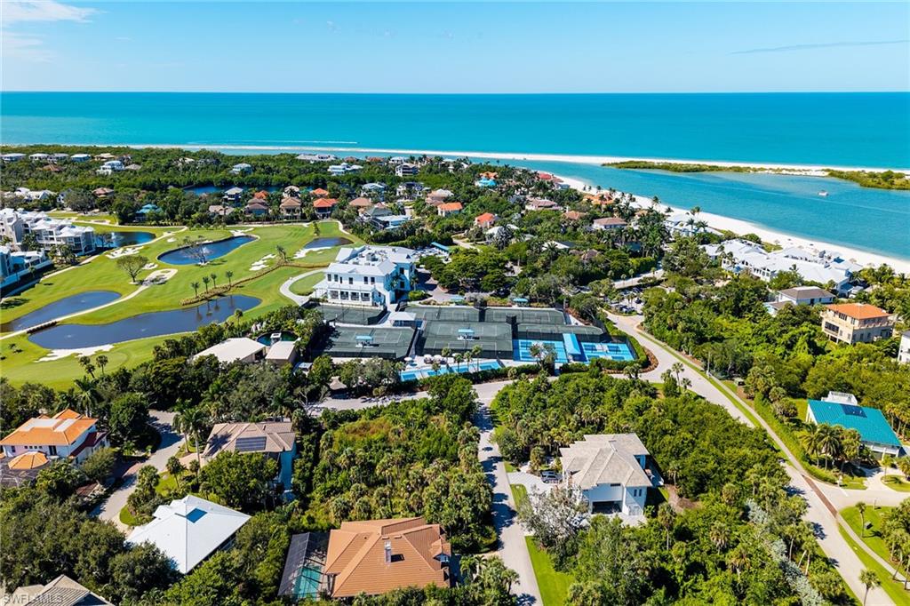 HIDEAWAY BEACH - Land