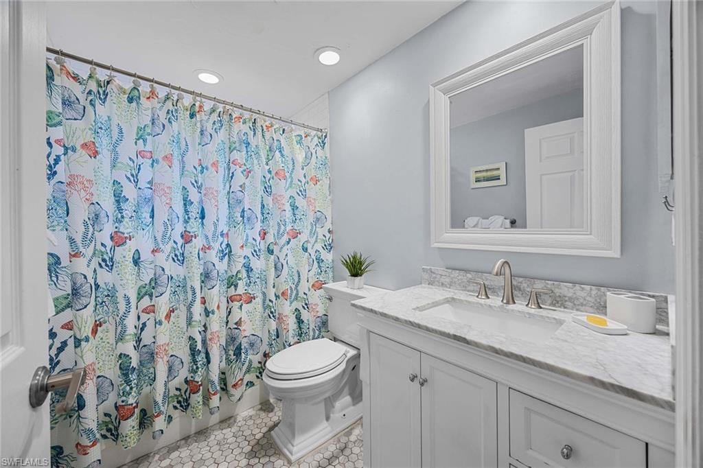 MOORINGS - Residential Lease