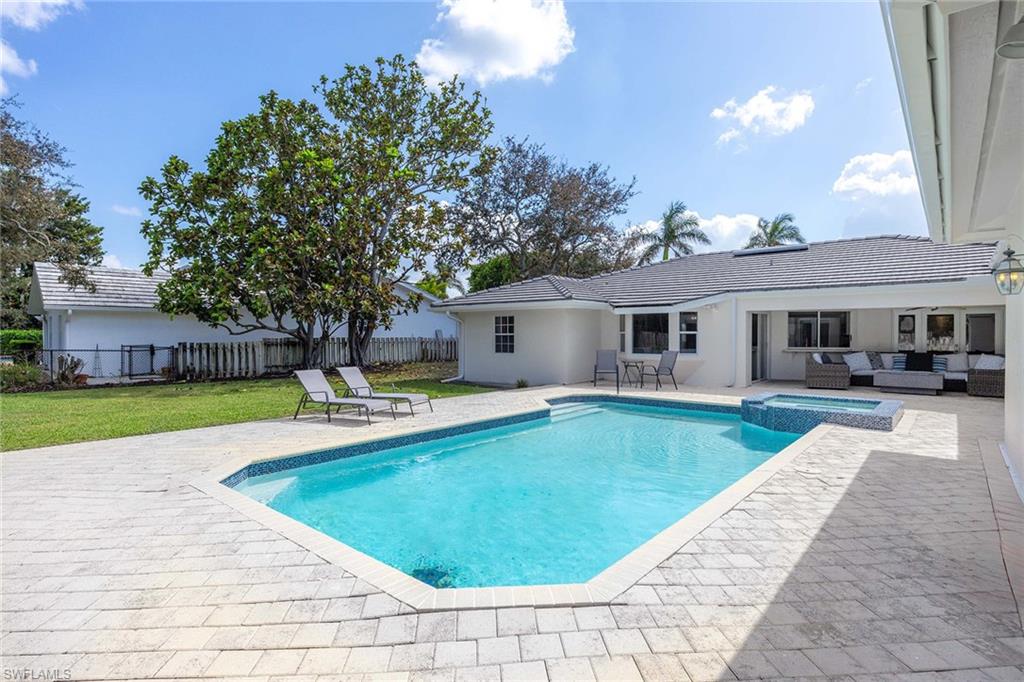 MOORINGS - Residential Lease