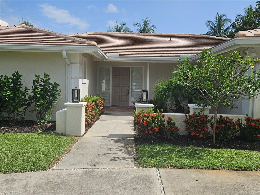 MOORINGS - Residential Lease