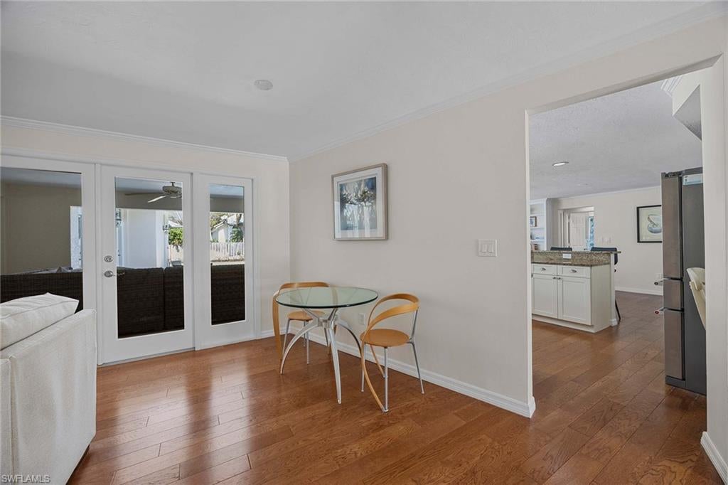 MOORINGS - Residential Lease