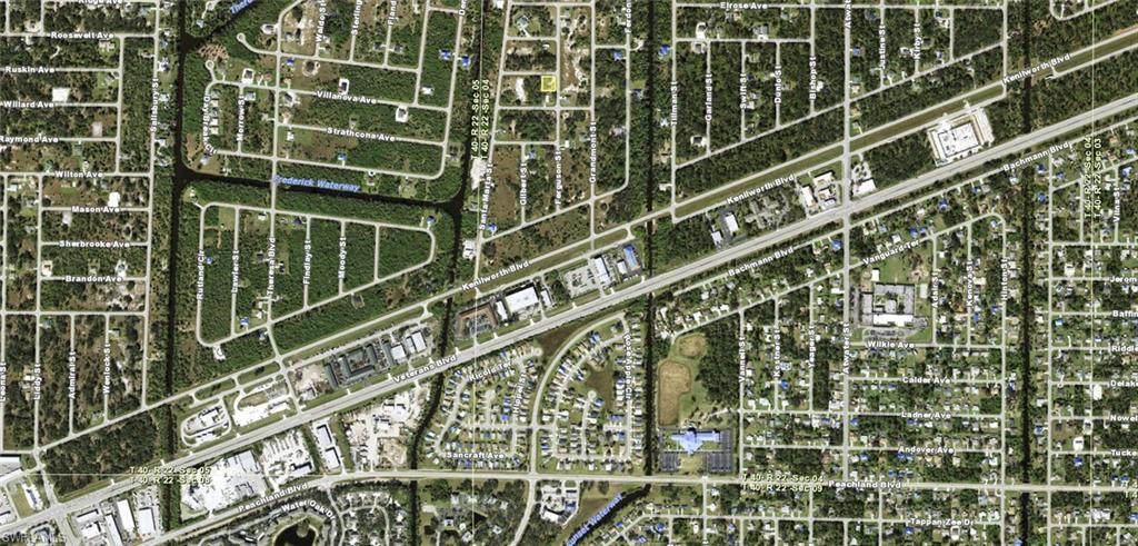 PORT CHARLOTTE - Land