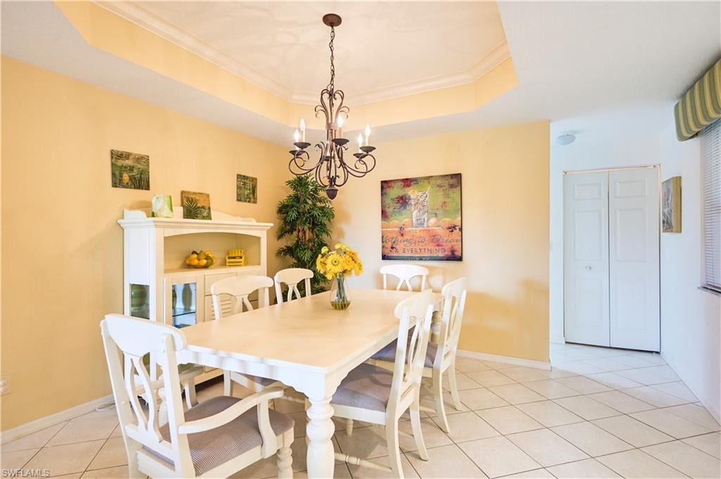 HUNTINGTON LAKES - Residential