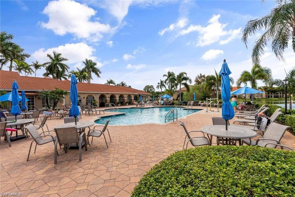HUNTINGTON LAKES - Residential