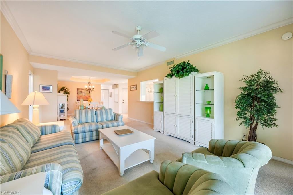 HUNTINGTON LAKES - Residential
