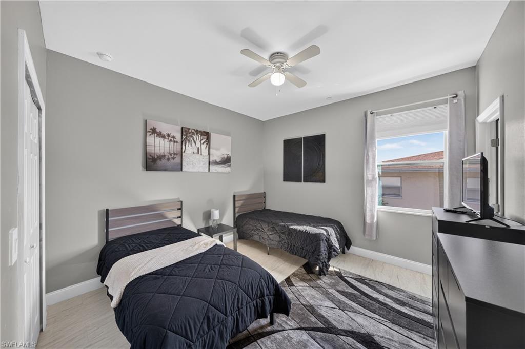CAPE CORAL - Residential Income