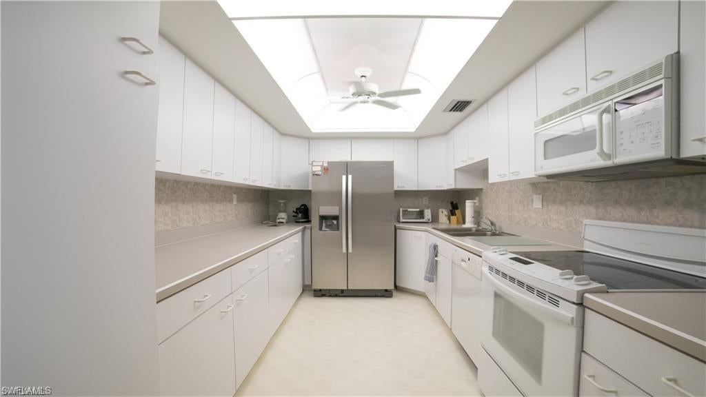 CRECIENTE CONDO NORTH - Residential