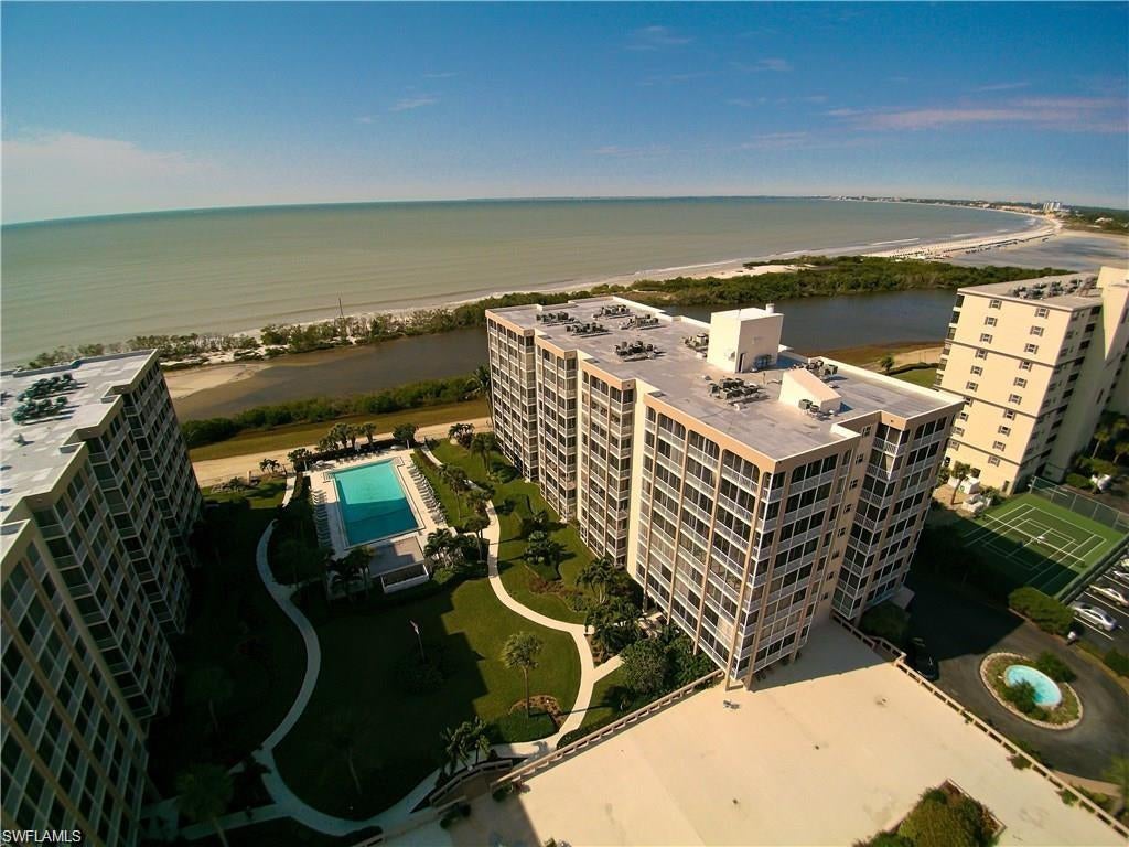 CRECIENTE CONDO NORTH - Residential