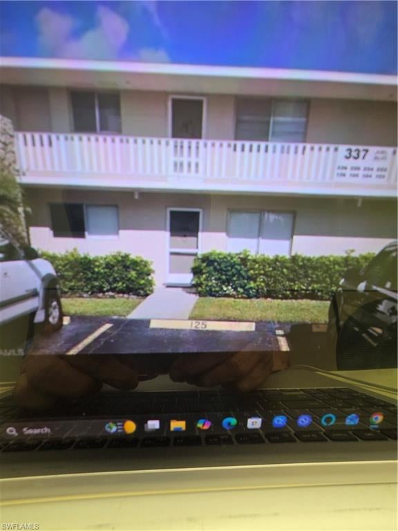 Welcome Home to this charming 2 Bedroom , 2 bath condo featuring a lovely view of the beautifully maintained yard and pool area. Enjoy a relaxed Florida lifestyle in a nice well-kept 55+ community with LOW HOA!!!!
Golf is within walking distance, while shopping, restaurants, boating in the Alva Marina close by!