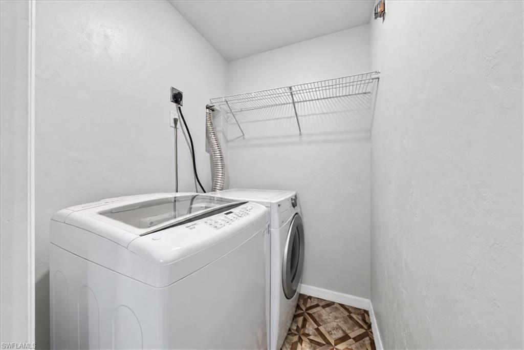 CAPE CORAL - Residential Income