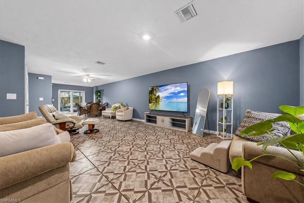 CAPE CORAL - Residential Income