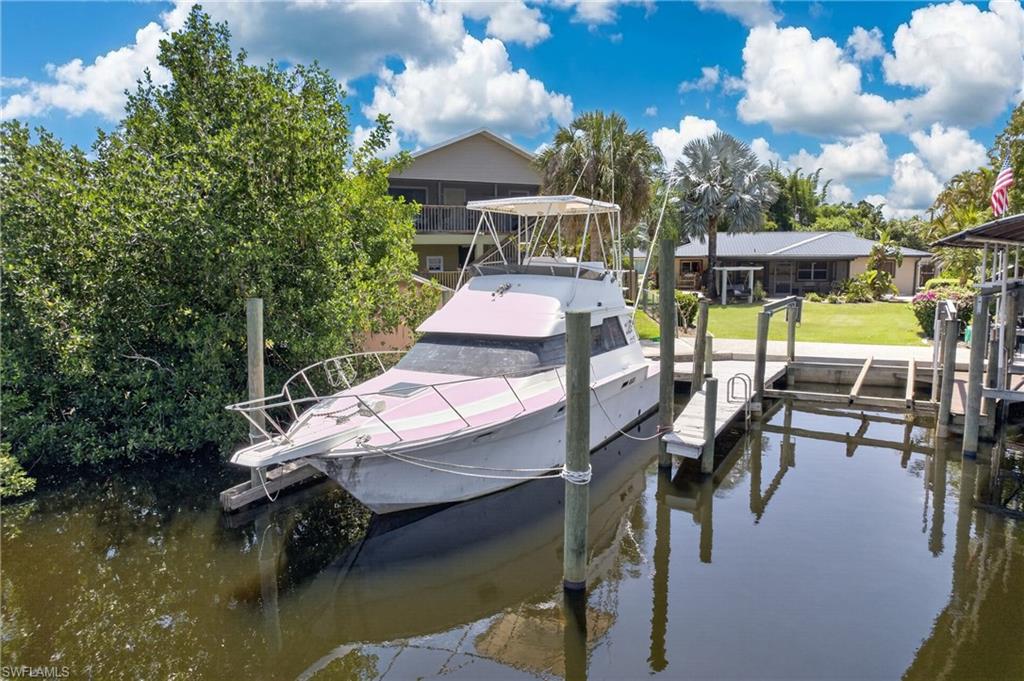 FORT MYERS SHORES - Residential