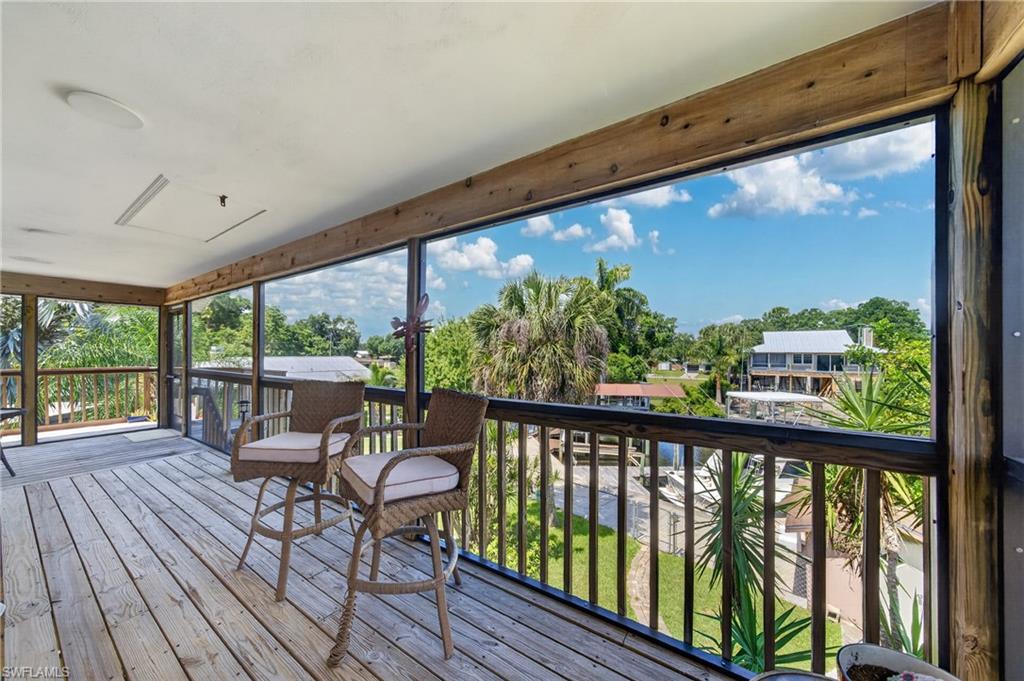 FORT MYERS SHORES - Residential