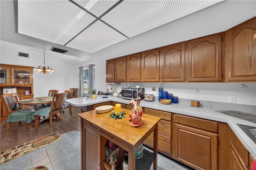 FORT MYERS SHORES - Residential