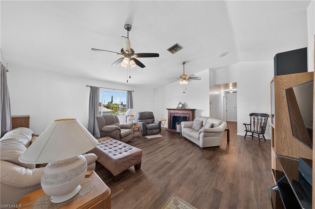 FORT MYERS SHORES - Residential