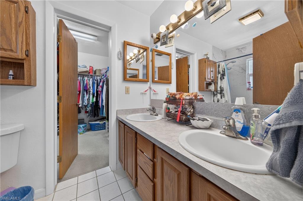 FORT MYERS SHORES - Residential